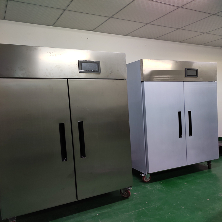 合格的博物館恒溫恒濕柜有哪些特點(diǎn)？